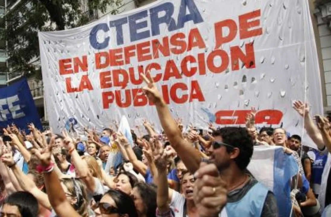 Los gremios docentes de la CGT anuncian un paro de 24 horas en 12 ...